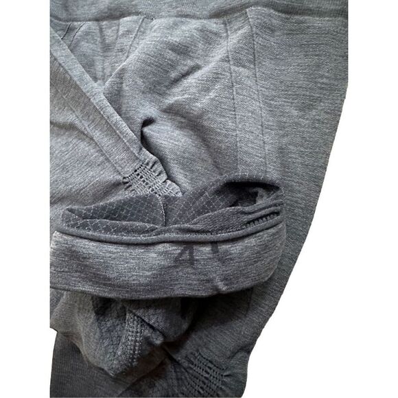 Lululemon In The Flow Crop leggings size 4 - Picture 6 of 6